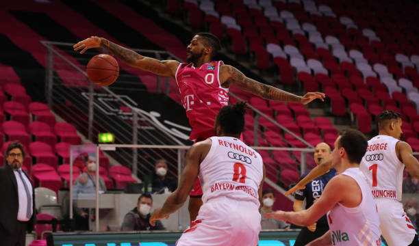 偏保守的d 偏保守的d